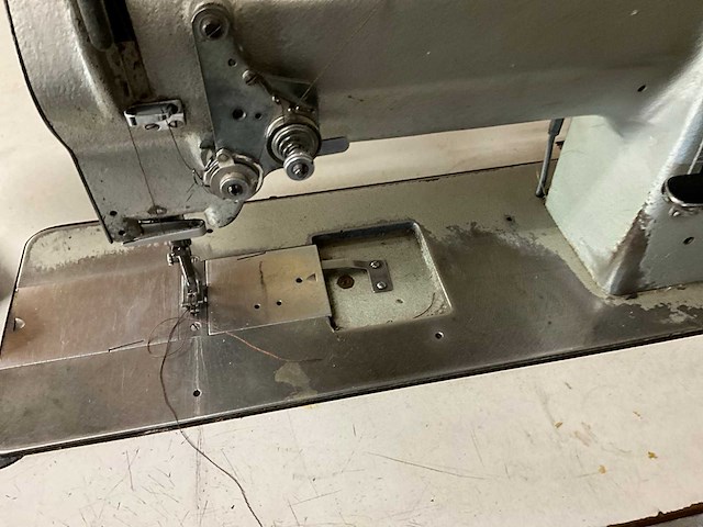 1973 adler 167 naaimachine - afbeelding 11 van  14