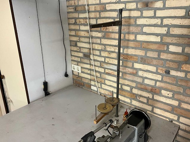 1973 adler 167 naaimachine - afbeelding 12 van  14