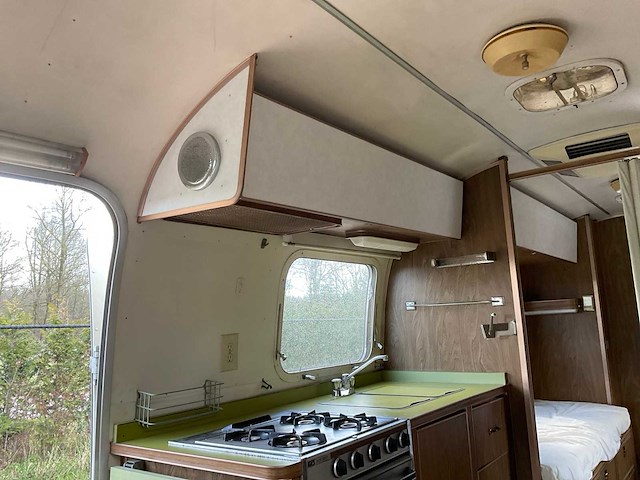 1973 ford airstream argosy 6x4 camper - afbeelding 27 van  56