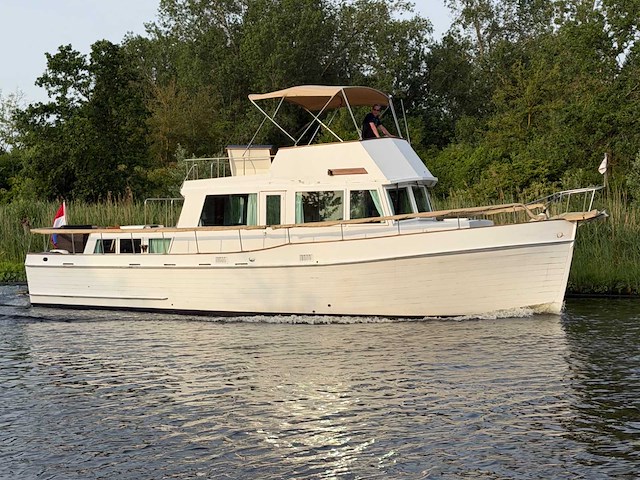 1973 grand banks 42 classic binnenvaartschip - afbeelding 12 van  59