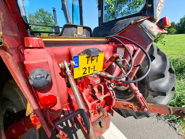 1973 international 574 hydro tweewielaangedreven landbouwtractor - afbeelding 13 van  26