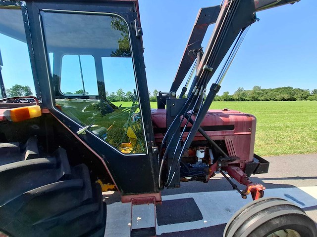 1973 international 574 hydro tweewielaangedreven landbouwtractor - afbeelding 21 van  26