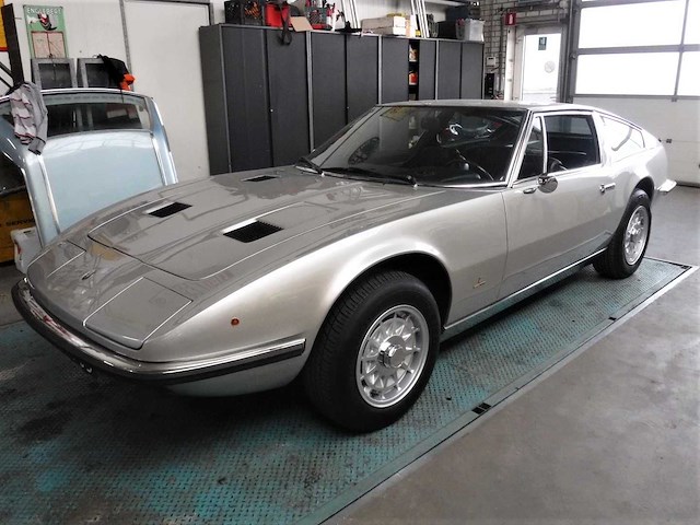 1973 maserati indy coupe | italian classic grand tourer - afbeelding 14 van  102