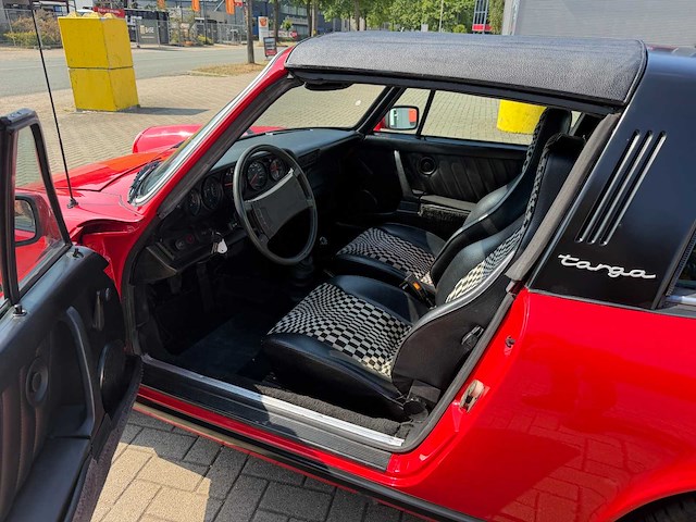 1973 porsche 911 targa 1/62 personenauto - afbeelding 14 van  49