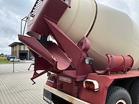 1973 volvo n88 oldtimer betonmengwagen - afbeelding 2 van  16