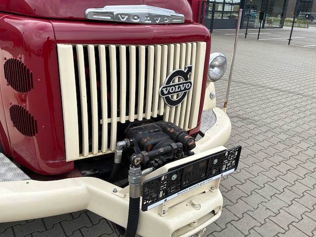1973 volvo n88 oldtimer betonmengwagen - afbeelding 4 van  16