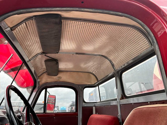 1973 volvo n88 oldtimer betonmengwagen - afbeelding 8 van  16