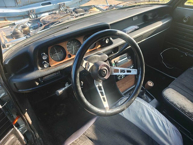 1974 - bmw - 02-serie - 2002 - oldtimer - afbeelding 7 van  18