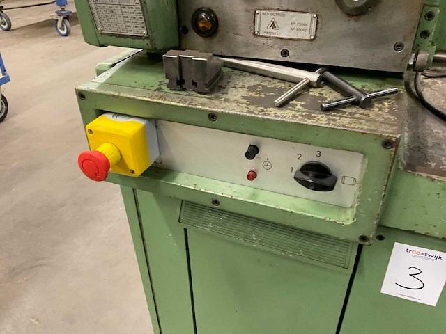 1974 hemburg dr133 universele draaibank - afbeelding 2 van  17