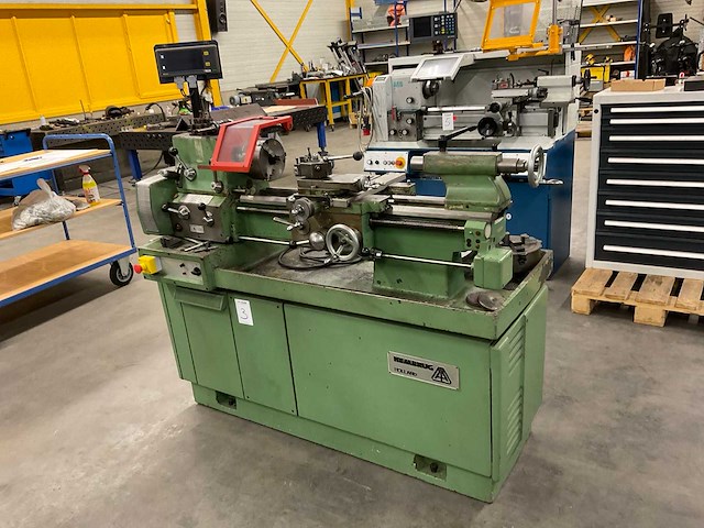 1974 hemburg dr133 universele draaibank - afbeelding 1 van  17