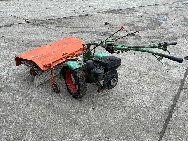 1974 holder e6g straatveegmachine - afbeelding 6 van  12