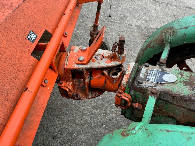 1974 holder e6g straatveegmachine - afbeelding 8 van  12