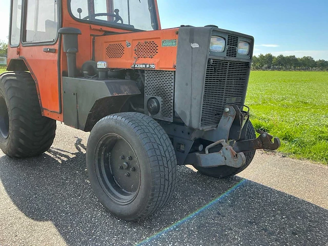1974 holder p70 smalspoor- en compacttractor - afbeelding 17 van  41