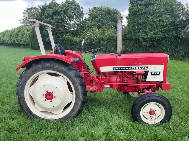1974 international 383 oldtimer tractor - afbeelding 9 van  14