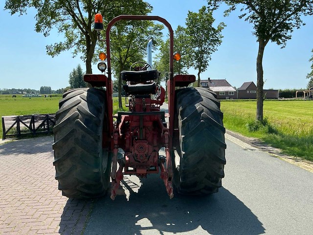 1974 international 966 turbo tweewielaangedreven landbouwtractor - afbeelding 28 van  30