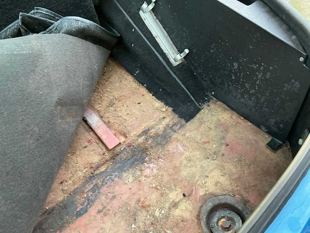 1974 jensen interceptor 7.2 type iii - afbeelding 56 van  62