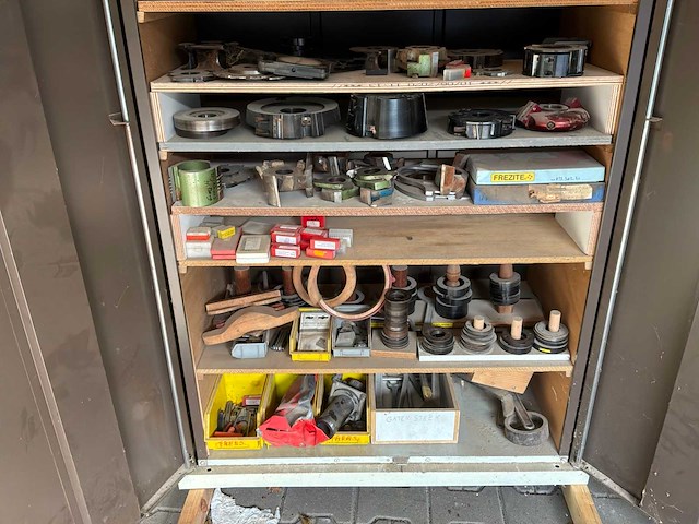 1974 kamro km2 houtfrees machine met diverse beitels - afbeelding 14 van  21