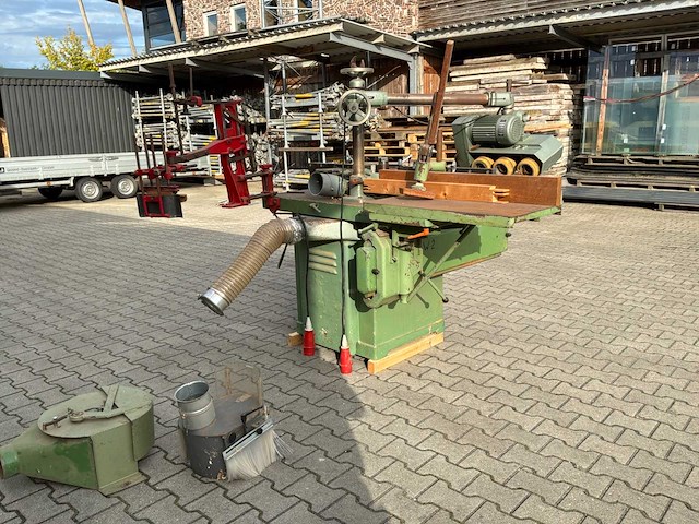1974 kamro km2 houtfrees machine met diverse beitels - afbeelding 17 van  21