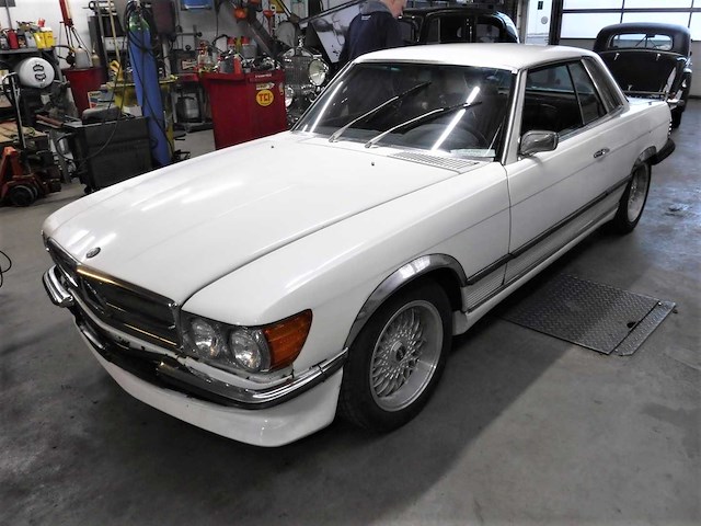 1974 mercedes-benz 350 slc (c107) restoration project | german classic grand tourer - afbeelding 23 van  27