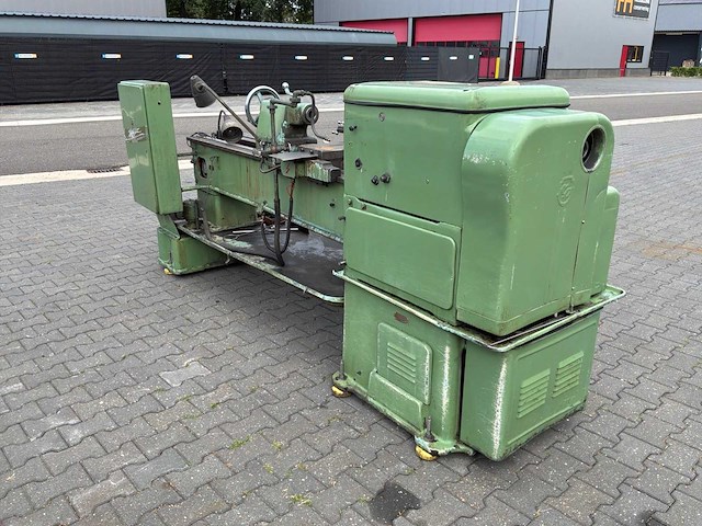 1974 v/o stankoimport 1k625 conventionele centerdraaibank - afbeelding 3 van  4