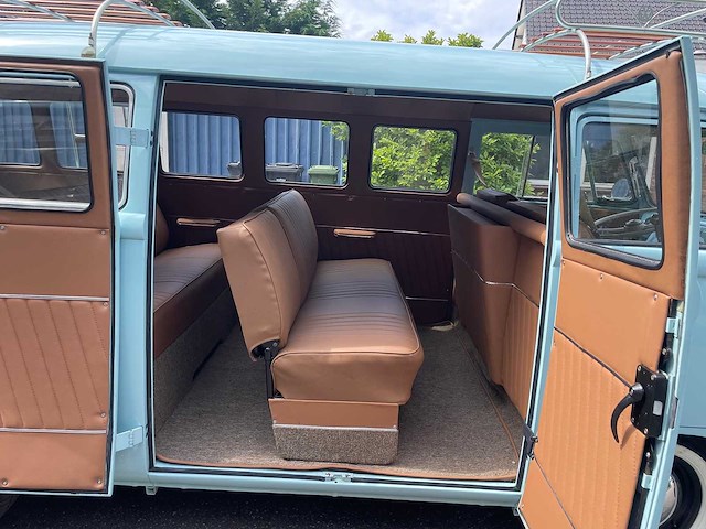 1974 volkswagen t1 kombi | classic vw bus - afbeelding 12 van  36