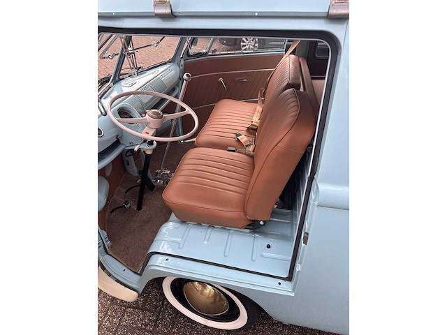1974 volkswagen t1 kombi | classic vw bus - afbeelding 23 van  36