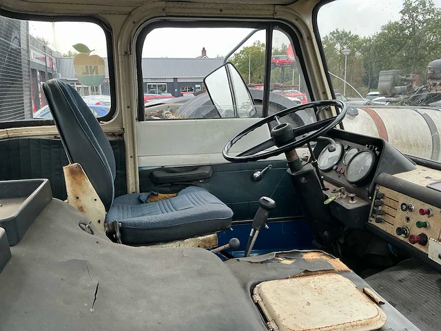 1974 volvo f86 vrachtwagen - afbeelding 21 van  32