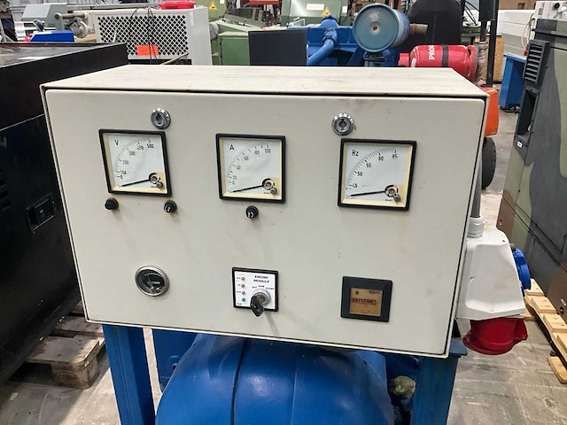 1974 white d298er noodstroomaggregaat - afbeelding 6 van  8