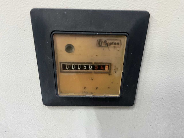 1974 white d298er noodstroomaggregaat - afbeelding 8 van  8