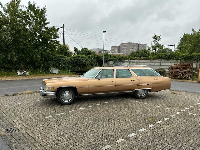 1975 cadillac fleetwood station personenauto - afbeelding 12 van  40