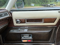 1975 cadillac fleetwood station personenauto - afbeelding 27 van  40
