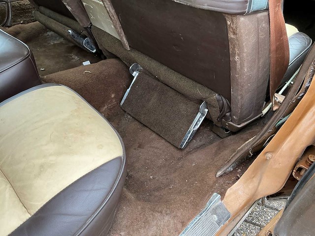1975 cadillac fleetwood station personenauto - afbeelding 31 van  40