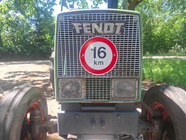 1975 fendt farmer 4s turbomatic tweewielaangedreven landbouwtractor - afbeelding 5 van  21