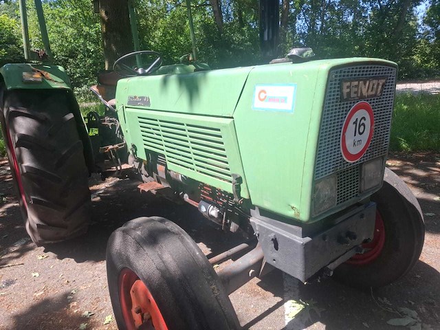 1975 fendt farmer 4s turbomatic tweewielaangedreven landbouwtractor - afbeelding 6 van  21