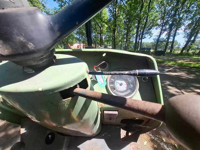 1975 fendt farmer 4s turbomatic tweewielaangedreven landbouwtractor - afbeelding 8 van  21