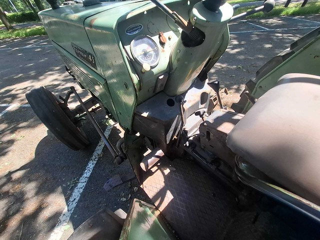 1975 fendt farmer 4s turbomatic tweewielaangedreven landbouwtractor - afbeelding 13 van  21