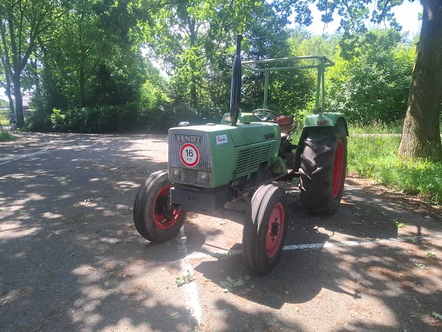 1975 fendt farmer 4s turbomatic tweewielaangedreven landbouwtractor - afbeelding 20 van  21