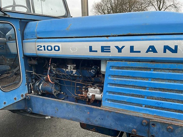 1975 leyland 2100 tweewielaangedreven landbouwtractor - afbeelding 3 van  23