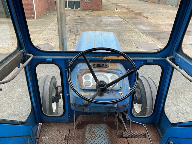 1975 leyland 2100 tweewielaangedreven landbouwtractor - afbeelding 8 van  23