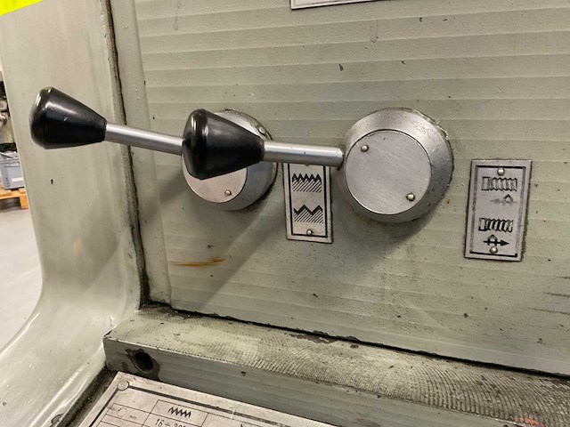 1975 machstroj c11mb universele draaibank - afbeelding 9 van  14