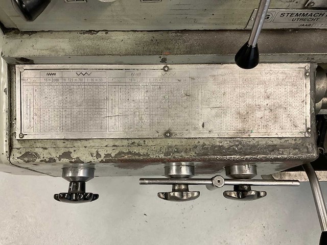 1975 machstroj c11mb universele draaibank - afbeelding 10 van  14