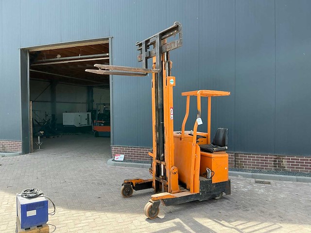 1975 sichelschmidt reachtruck - afbeelding 12 van  14