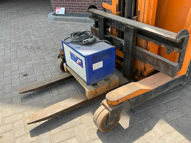 1975 sichelschmidt reachtruck - afbeelding 14 van  14