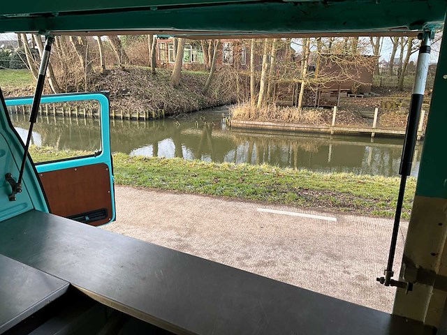 1975 volkswagen t2 foodtrucks - afbeelding 30 van  36