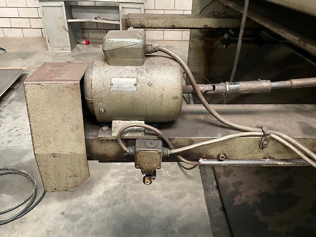 1976 darley g.s. 2506 guillotineschaar - afbeelding 2 van  12