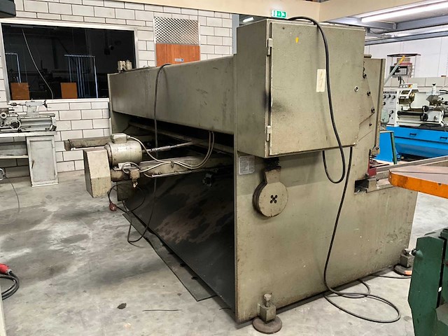 1976 darley g.s. 2506 guillotineschaar - afbeelding 8 van  12