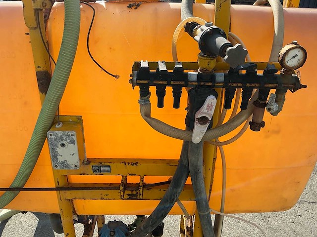 1976 dubex 6 veldspuit - afbeelding 5 van  6