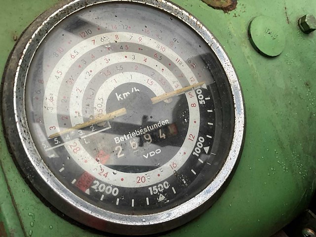 1976 fendt farmer 102 s tweewielaangedreven landbouwtractor - afbeelding 4 van  18