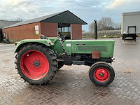 1976 fendt farmer 102 s tweewielaangedreven landbouwtractor - afbeelding 13 van  18