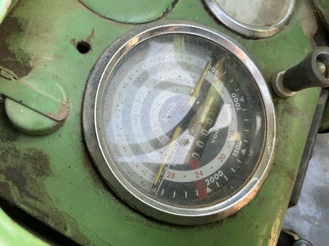 1976 fendt farmer 105 sa vierwielaangedreven landbouwtractor - afbeelding 5 van  9